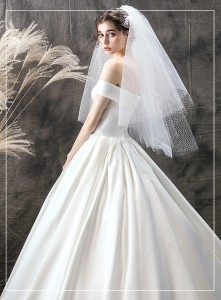 Váy cưới phi lụa trơn đơn giản, sang trọng