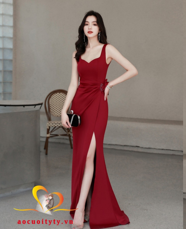 Đầm, váy dạ hội màu đỏ body nổi bật, quyến rũ