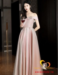 Đầm dạ hội, dự tiệc, đi bàn màu hồng nhẹ nhàng