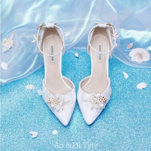 Giày cưới cao gót màu trắng